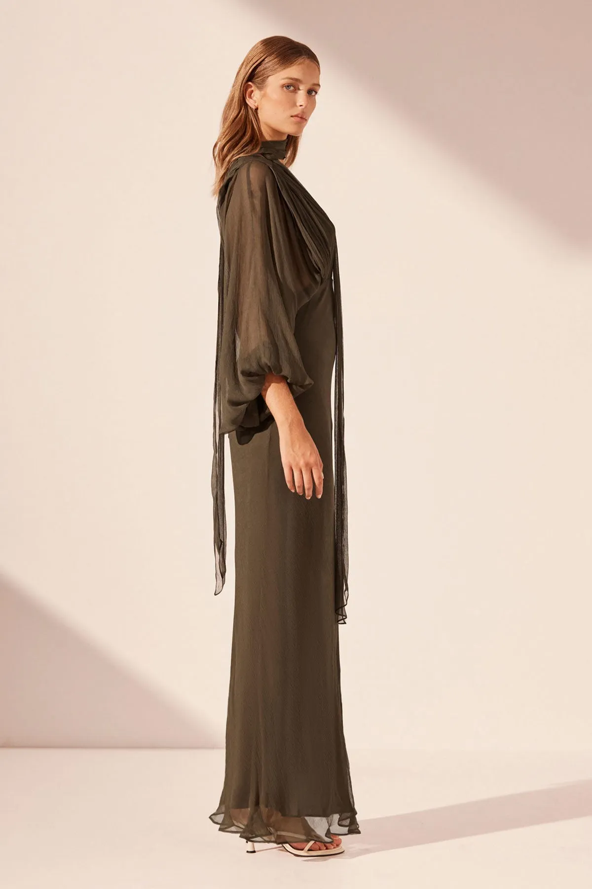 ODEN PLUNGE BALLOON SLEEVE MAXI DRESS - OLIVE